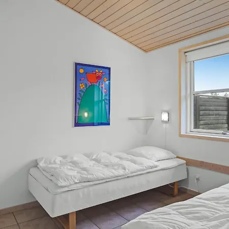 2 Bedroom Cozy In