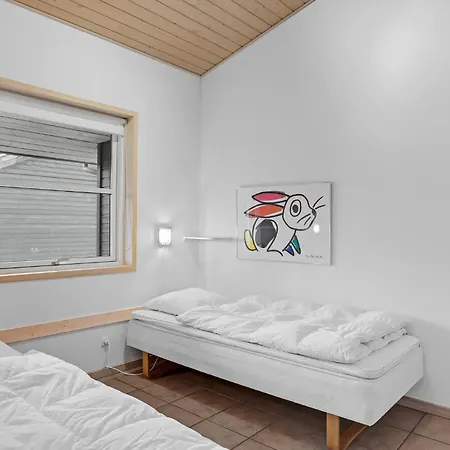 2 Bedroom Cozy In