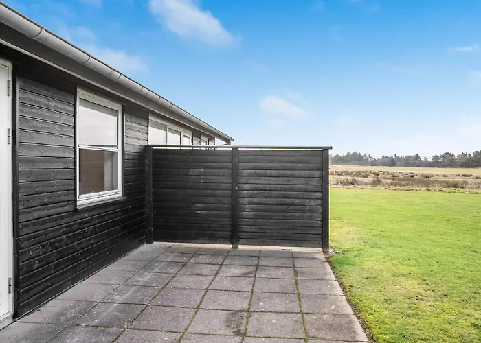 2 Bedroom Cozy In Lejlighed Pandrup